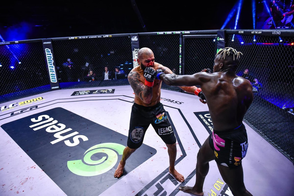 Buffalomma8's tweet image. @CageTitans it’s me again Josh?????? 

#Rtrt #tribe