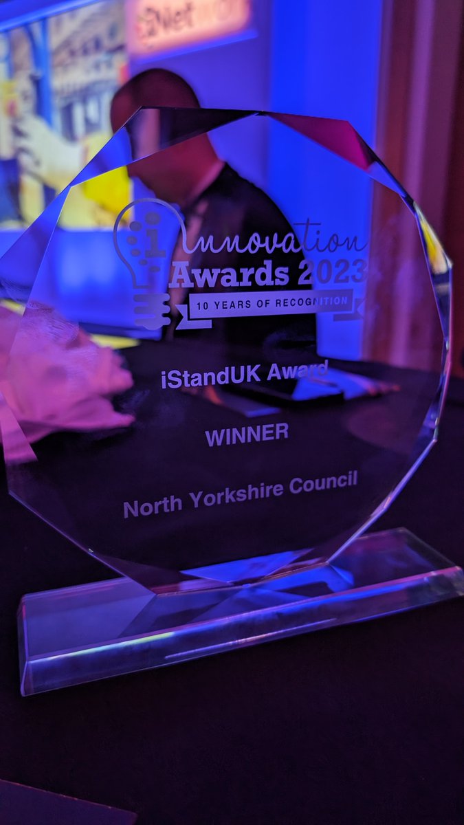 Robert Ling tweet media