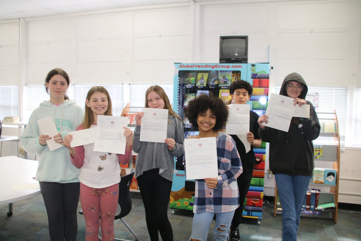 Principal's List students received a very special letter today from @AaronRouseVaBch Thank you for staying connected and honoring our fantastic students at Bayside 6. @vbschools