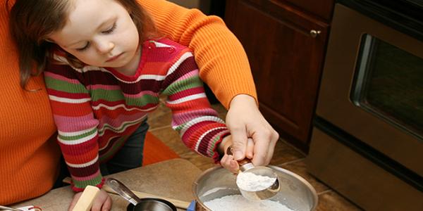 rootforkids's tweet image. Want a teenager that is a great helper around the house?  
Start teaching them age-appropriate skills when they are little &amp;amp; read this article for some easy tips! 
naeyc.org/resources/blog… 

@naeyc 

#RootforKids #EarlyChildhoodEducationMatters