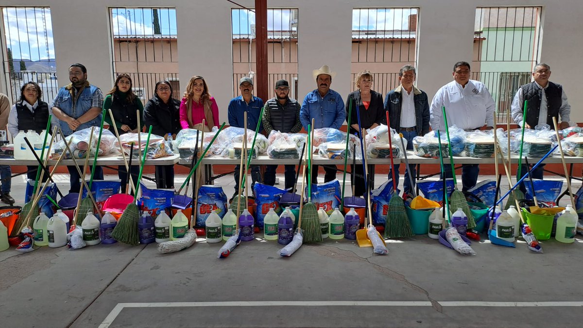 Profundos testimonios de como la deserción escolar baja gracias al Sistema de Becas, al deporte, la cultura y el arte.
Pta Mpal de #Arizpe, Alma Medina y sus 5 Núcleos Ejidales, con todos los actores que construyen sociedad.
#Sonora
#SoyDePueblo
<a href="/SECSonora/">SEC Sonora</a> 
<a href="/NASonoraMx/">Nueva Alianza Sonora Mx.</a>