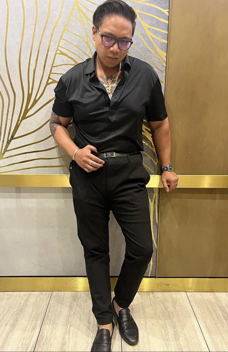 hailmaestro's tweet image. An old colleague I haven’t seen in years just ran into me and asked me where the rest of me went? Perplexed, she noted my significant weight loss in the most respectful way—and made me feel better that even when I was much bigger, I didn’t “look bad” lol #transformationthursday