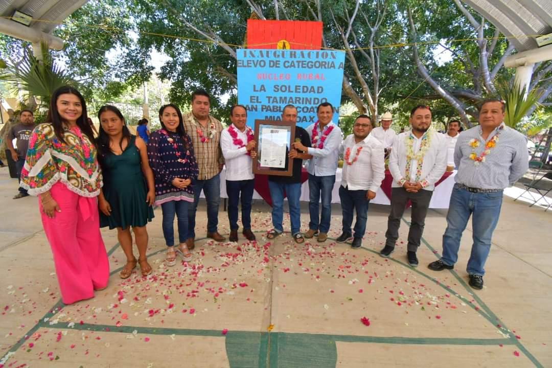 Un gusto participar esta tarde junto a mis compañeras y compañeros diputados en la entrega del decreto 1605, mediante el cual la LXV Legislatura local aprobó la elevación de categoría administrativa a Núcleo Rural de la localidad "La Soledad el Tamarindo", perteneciente al