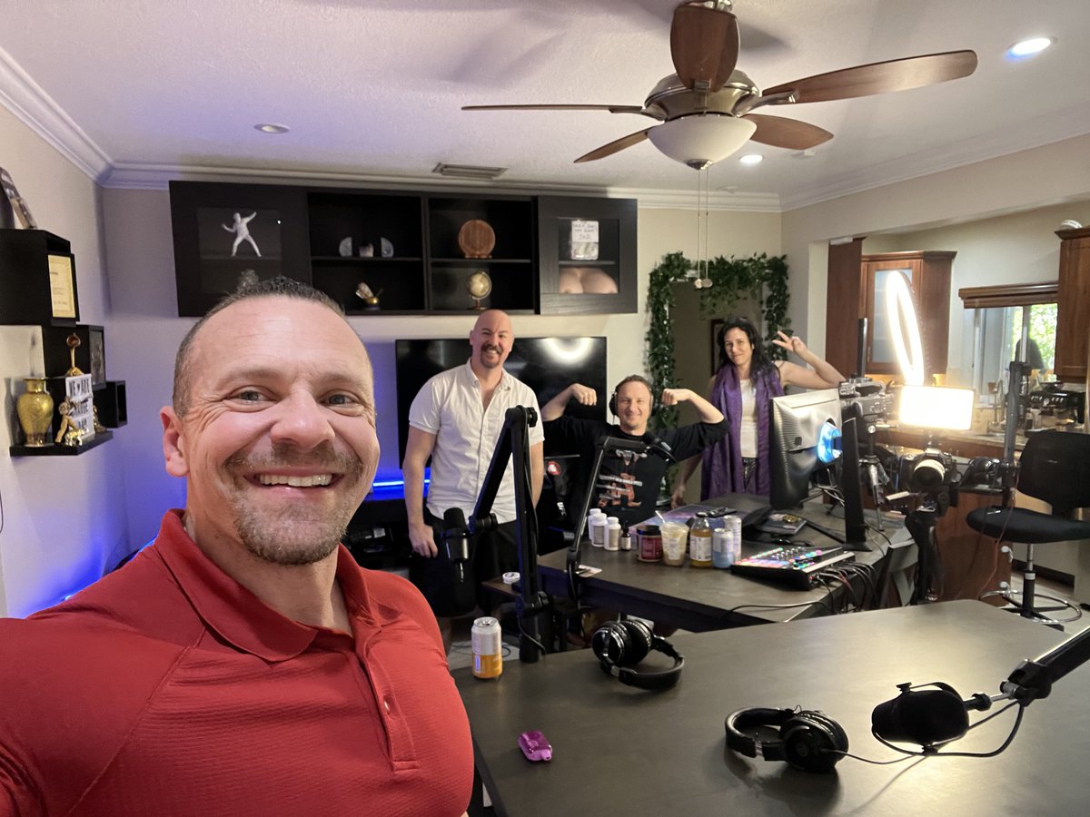 Live now at <a href="/Lukewearechange/">Luke Rudkowski</a> !!