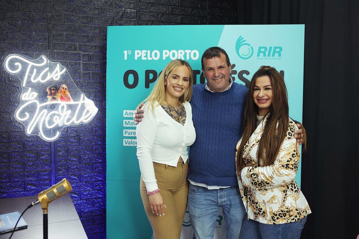 _tinoderans_'s tweet image. Podcast Tias do Norte👌🏼 
Vota RIR 🗳️ 

#TinodeRans #VamosVotarnoCalceteiro #PartidoRIR #Porto #VotaRIR