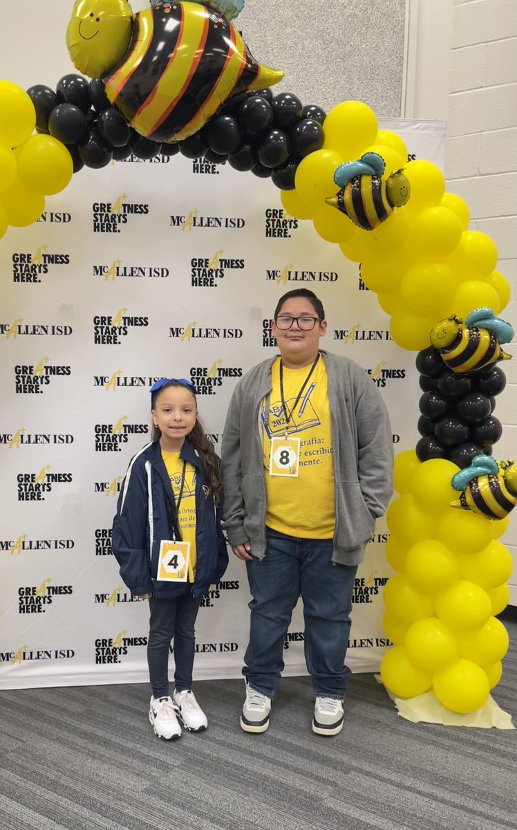 My #SilvaSmartie represented @FieldsFalcons in our district spelling bee and placed top 12!!🐝🥹 Es un orgullo poder ser parte de la trayectoria académica de seres humanos tan dedicados, trabajadores, y dispuestos a seguir sus sueños. 🤍 VAMOS CON TODO! SI SE PUEDE!