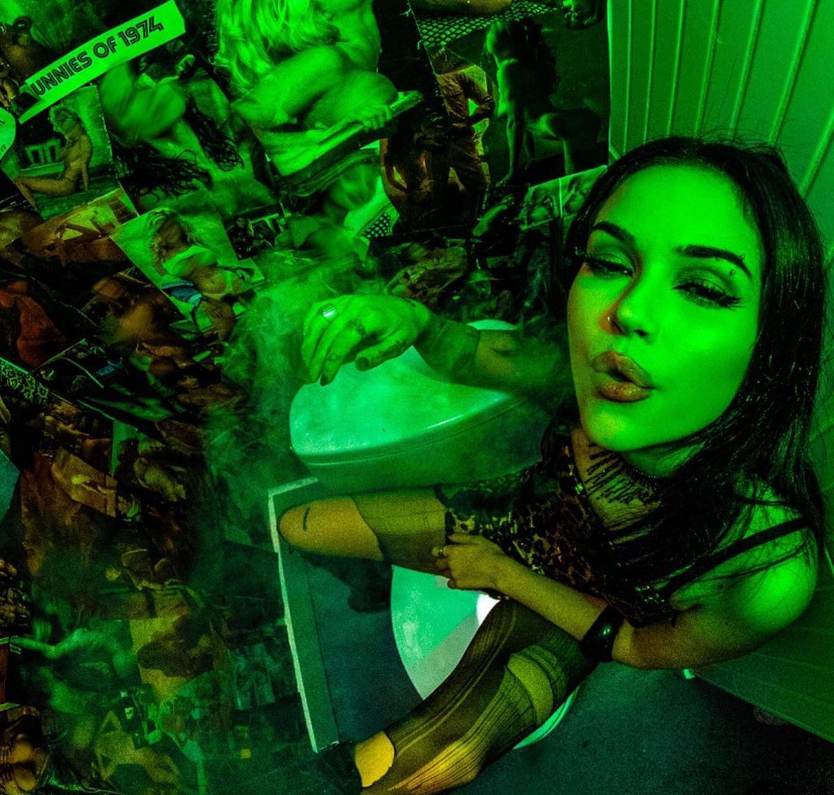 kisslandbeer's tweet photo. a hot girl’s holy trinity: https://t.co/vUoRf34BbZ