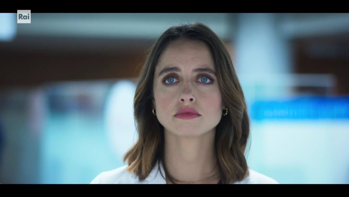 ripeticonme_'s tweet photo. non ho ancora capito se il cuore che ha fatto crack è stato il mio o il suo💔

#DocNelleTueMani #DOCNelleTueMani3 https://t.co/zJtRWA7Bnu
