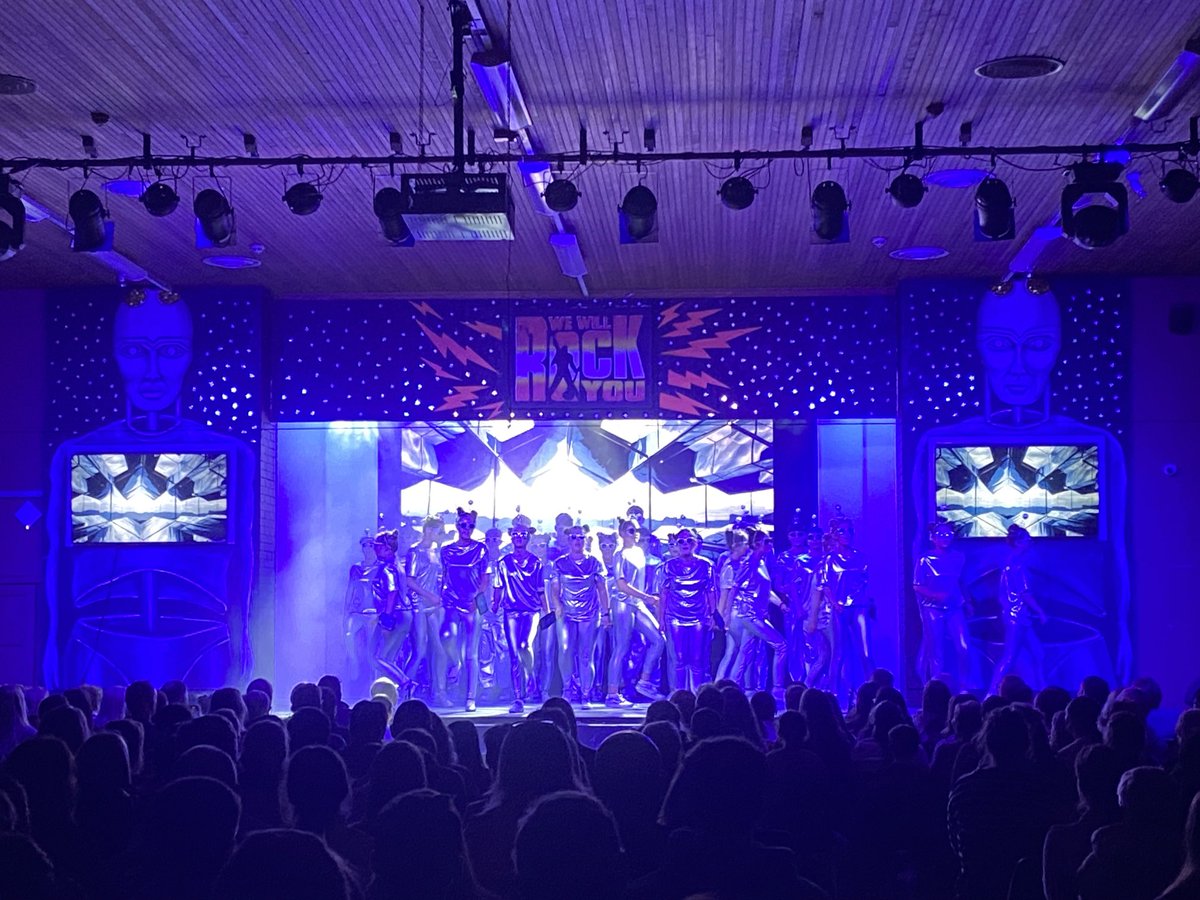 FriaryDP's tweet image. Well done to the TYs for yet another super performance. ⁦@FriaryCollege⁩