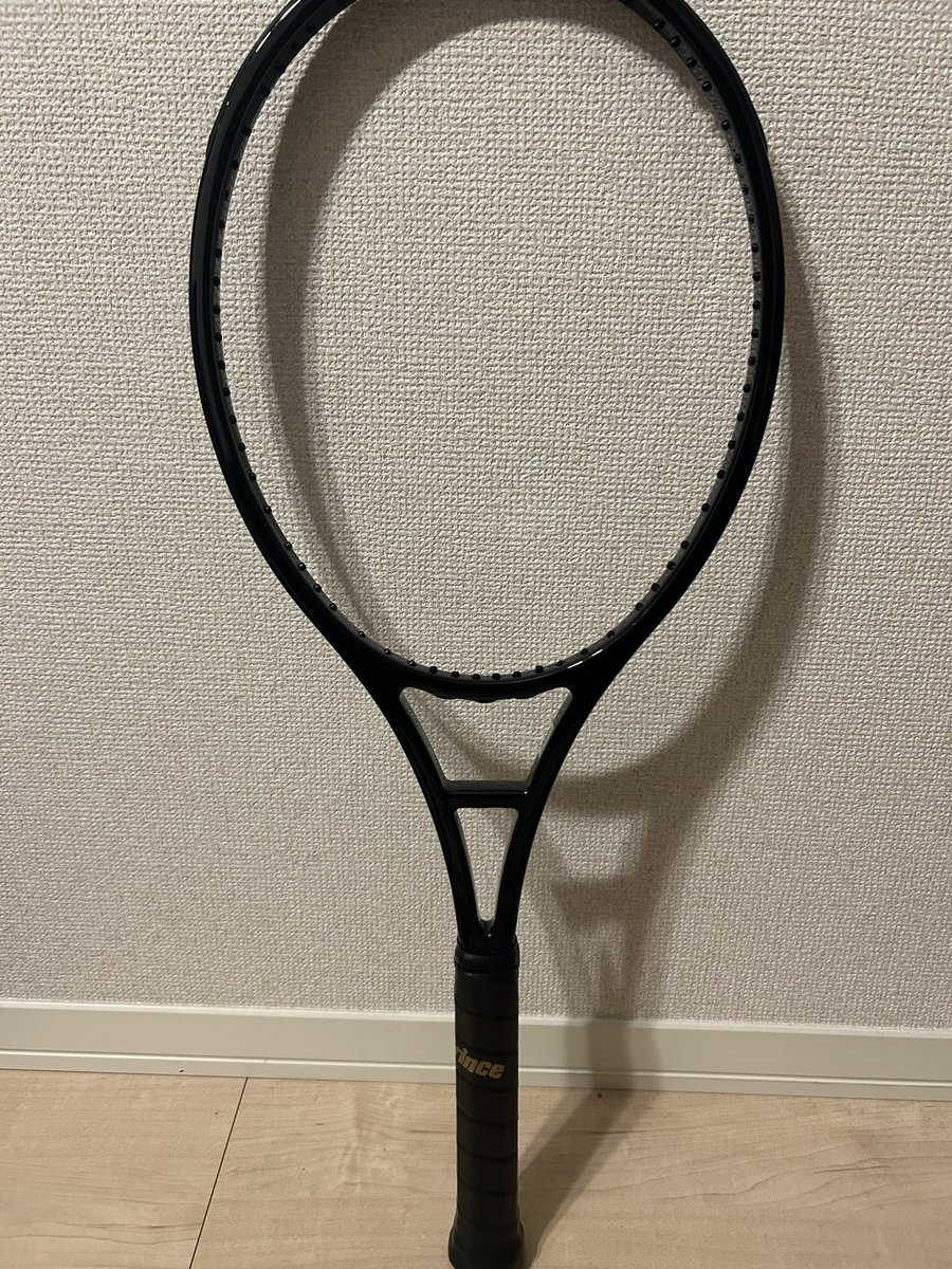 princeからなにやら怪しい #EXPERIMENTAL というラケットが届きました
