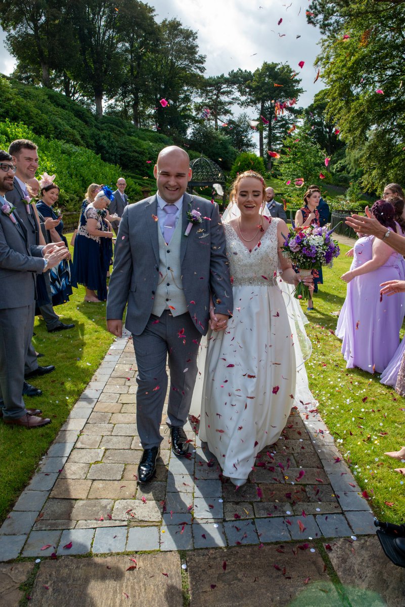Rudimentary_S's tweet photo. Wedding Wednesdays: Let's capture your happily ever after ✨

Planning your big day? Every Wednesday, dive into the world of wedding magic with us!

#WeddingWednesdays #WeddingVideography #WeddingPhotography #LoveStory #CaptureTheMagic https://t.co/TFnxFE0uT1