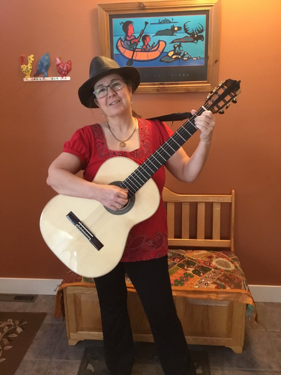 Varsity Open Stage
7:00 to 10:00 pm, Friday, March 8, 2024
Live Music in Varsity! 
4303 Varsity Drive NW
Doors open at 6:15 p.m. At 7:00 p.m., Shaz Bonnett will start with a 30-minute set. Between the Open Mic Sessions will be a 45-minute set by feature performer, Geoff McKenzie.