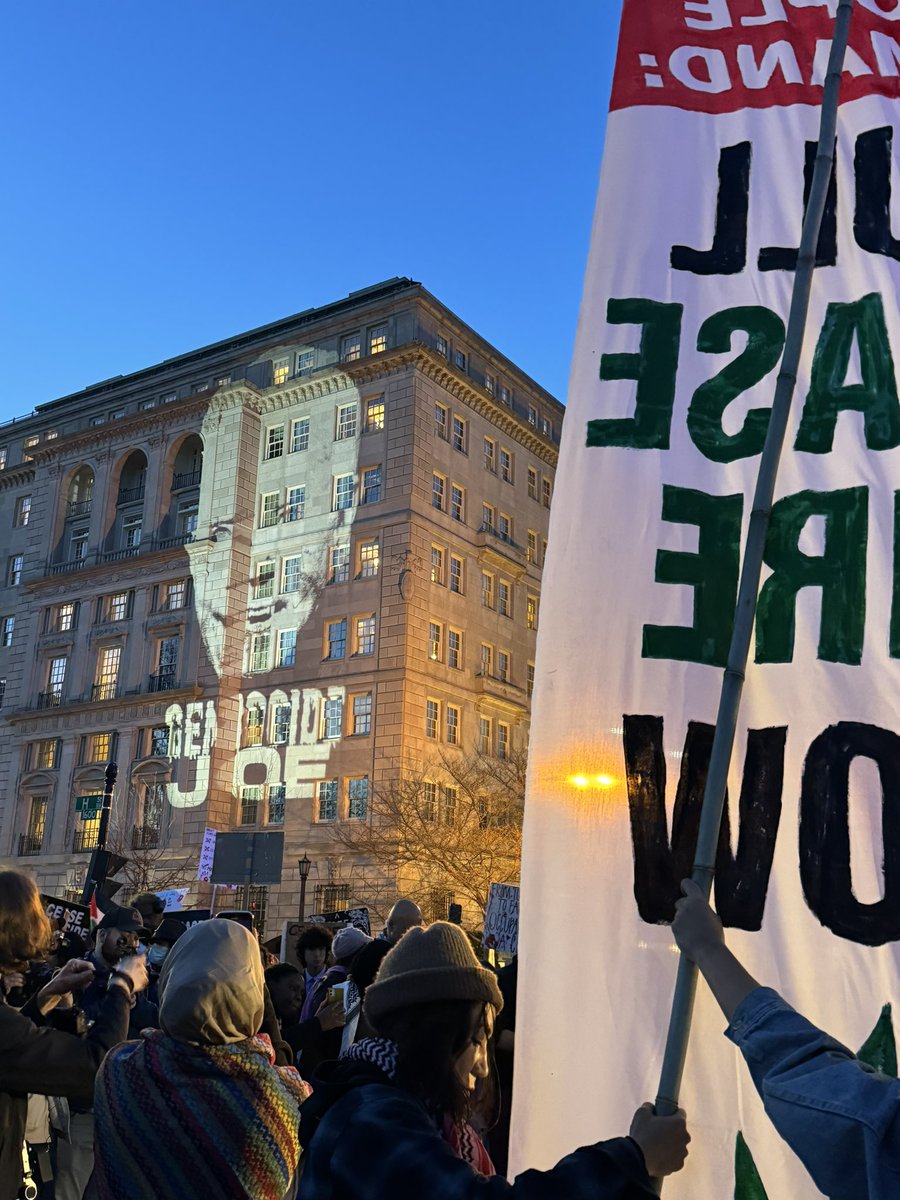 sumayaawad's tweet photo. We’re out here in DC making it clear that the state of the union is genocide and war. https://t.co/9houFncDZQ