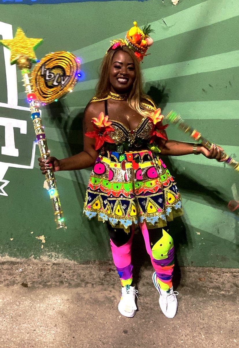 BateOficial's tweet photo. AS INABALÁVEIS DE ROCHA MIRANDA

CARNAVAL 2024 🎭

#batebola #batebolas #bateboleiro #bateboleira #bateboleiras #bateboleiros #euamobatebola #carnavalrj #carnaval2024 #batebolete #originalidades #suburbio #photography #riodejaneiro #planetabatebola #cultura https://t.co/ngIFtwi5MX