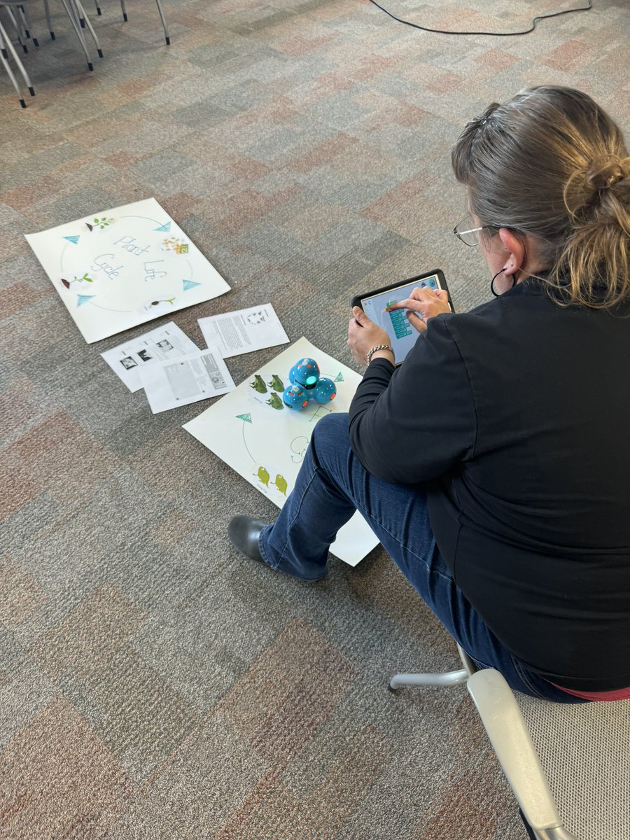 Educators from 6 districts &amp; GHAEA learned how to integrate computer science concepts into content areas. Lessons incorporated devices available for check out to <a href="/greenhillsaea/">Green Hills AEA</a> educators through our media dept.! 

One more chance for this workshop- Join us April 8th in Red Oak!