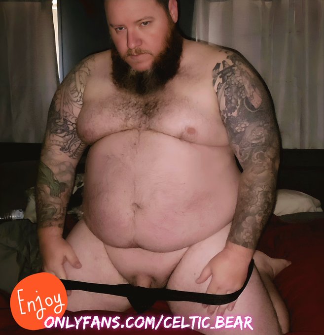 Who's thirsty?  Cum to daddy  https://t.co/GwrpQUIYce https://t.co/NlYmiHk7uX