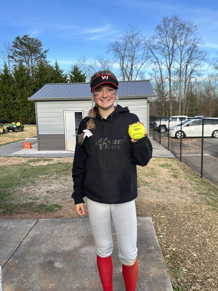 first homer for this middle school season!!! @teamnc_bowman