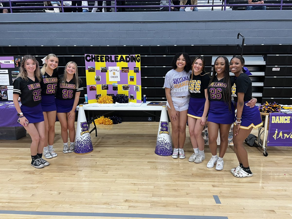 Excited to meet all the upcoming bulldogs! Stop by the cheer booths to pick up your tryout packet if you haven’t already! #onlyoneshs