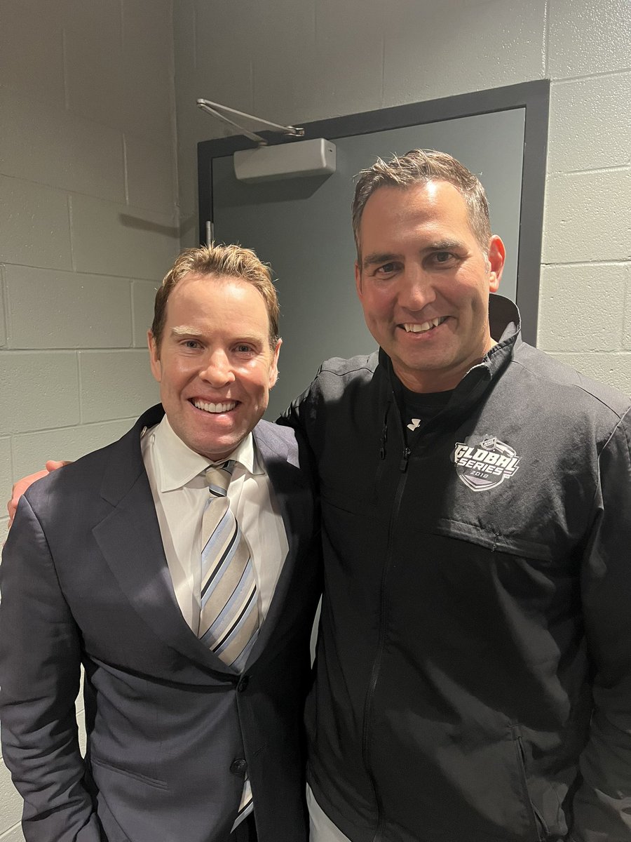 Congratulations to François StLaurent on celebrating 1000 Games Officiating in @NHL Tonight! He’s become a great friend, a friendship I’m very grateful for.
