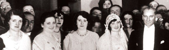 "ey kahraman türk kadını! sen yerde sürünmeye değil, omuzlar üzerinde göklere yükselmeye layıksın."