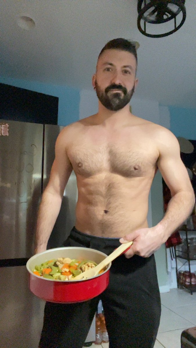 NickWoods0507's tweet photo. Breakfast? https://t.co/XgkEeNo446
