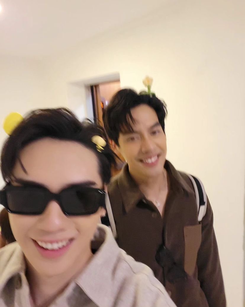 TeamTae_Darvid's tweet photo. IG: tee_jaruji

BRO WITH BROK 🐶

#TaeDarvid
#TEeThanapon 
#teamtae_darvid https://t.co/cZG2NwuiOC