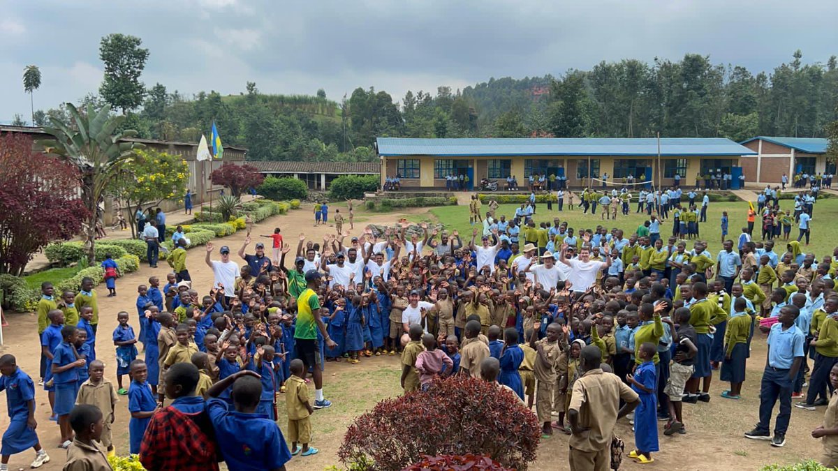 rubavucricket's tweet image. Nothing that’s makes happy and brings joy to youth and children like sport……@cricket in Rubavu is #growingwitheverystep @RwandaCricket @landry_rurangwa @AdelinTuyizere @LeonardNhamburo @RubavuDistrict
