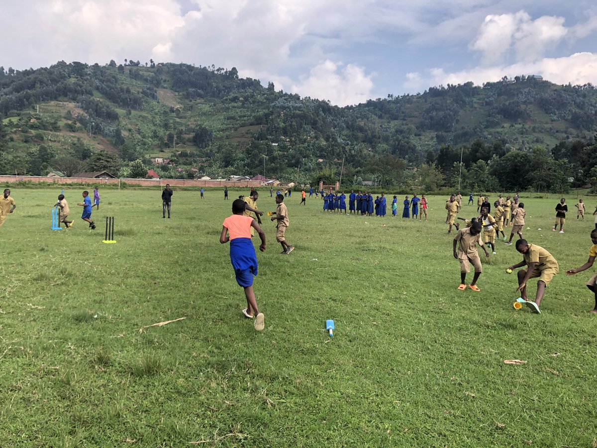 rubavucricket's tweet image. Nothing that’s makes happy and brings joy to youth and children like sport……@cricket in Rubavu is #growingwitheverystep @RwandaCricket @landry_rurangwa @AdelinTuyizere @LeonardNhamburo @RubavuDistrict