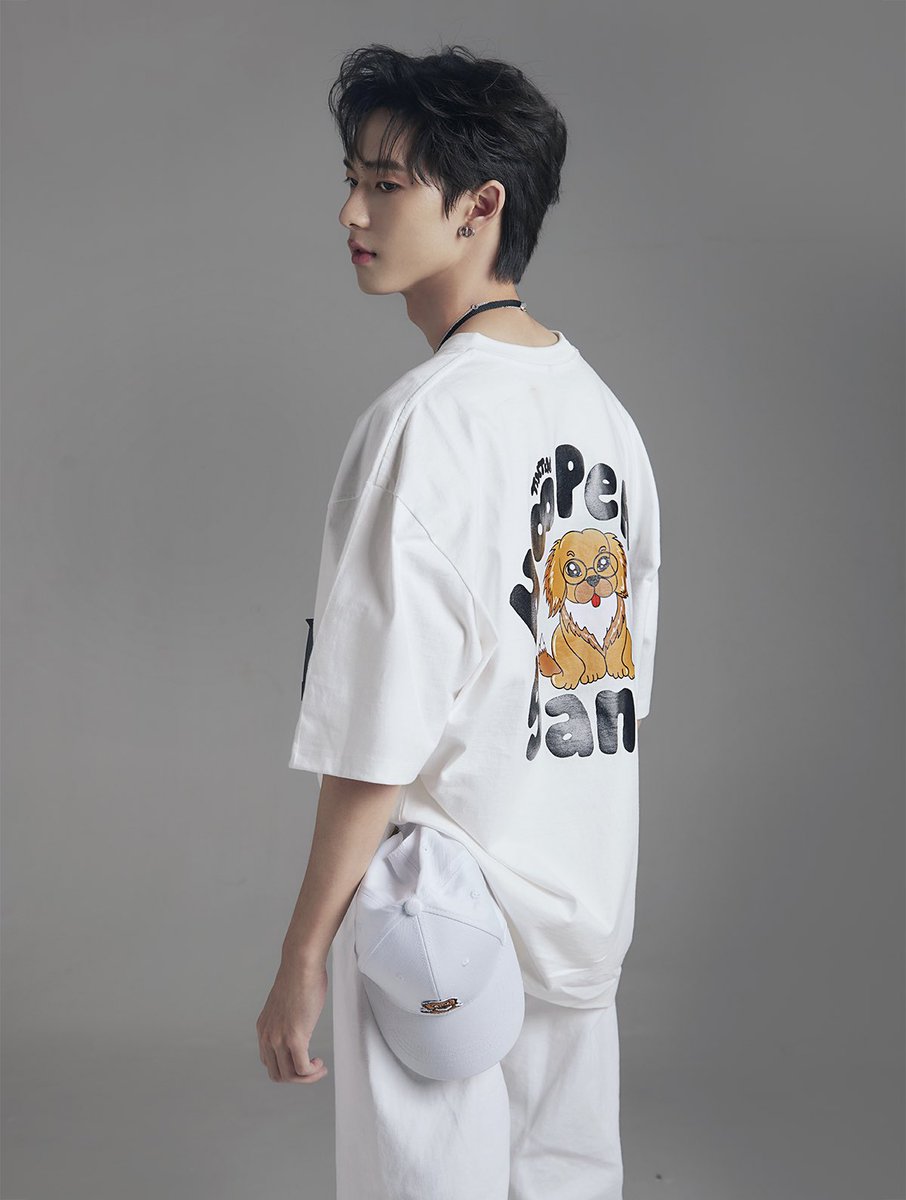 เมื่อวานตลกไปละ วันนี้ขอหล่อบ้าง

#ppoohkt
#PooHHooPers
#TiNTiNOriginal