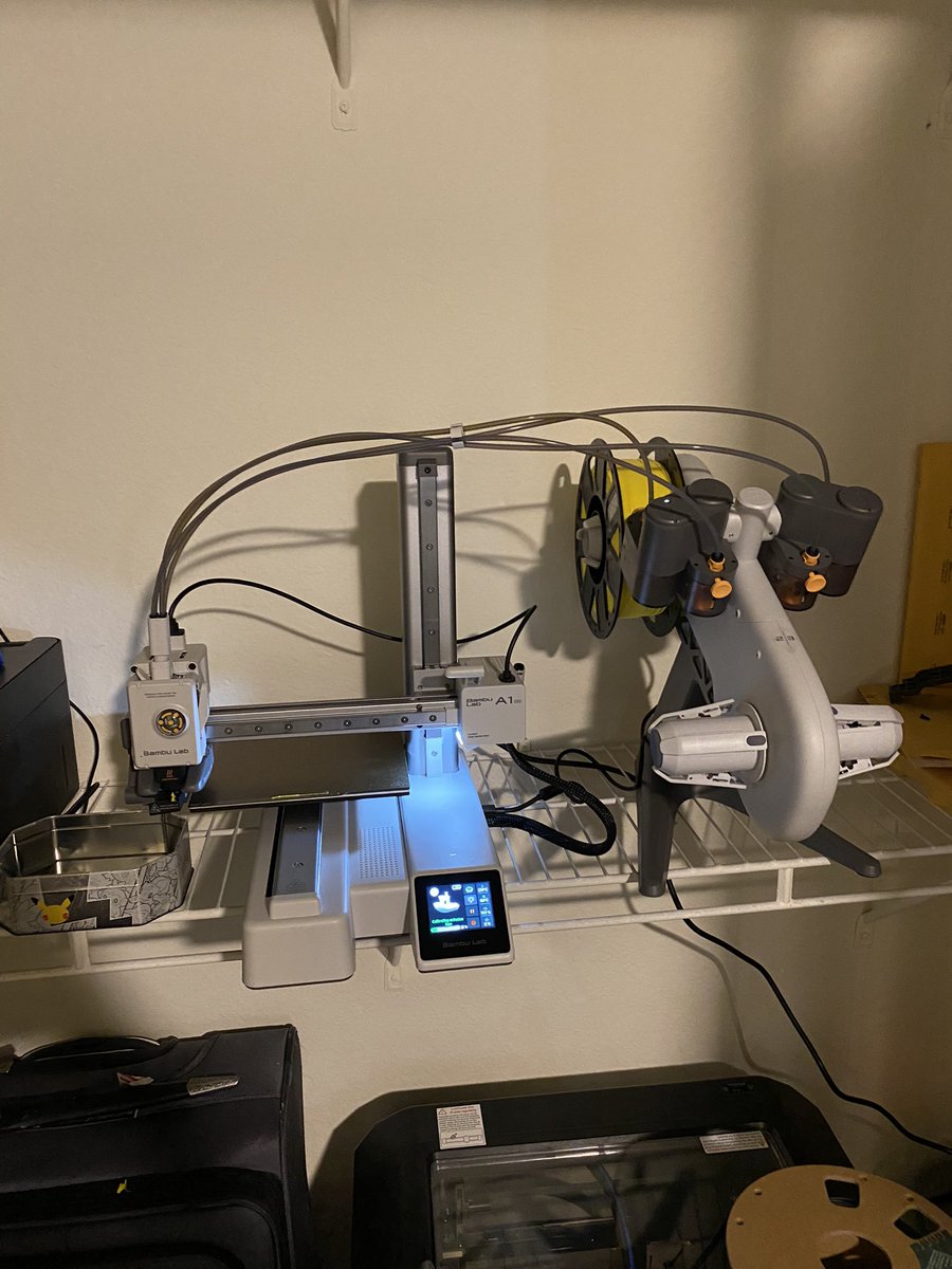 AGodDamnNugget tweet media