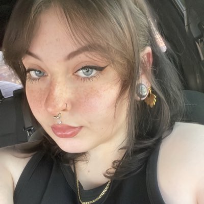 natseesghosts's tweet photo. #NewProfilePic https://t.co/pn4x9ky99R
