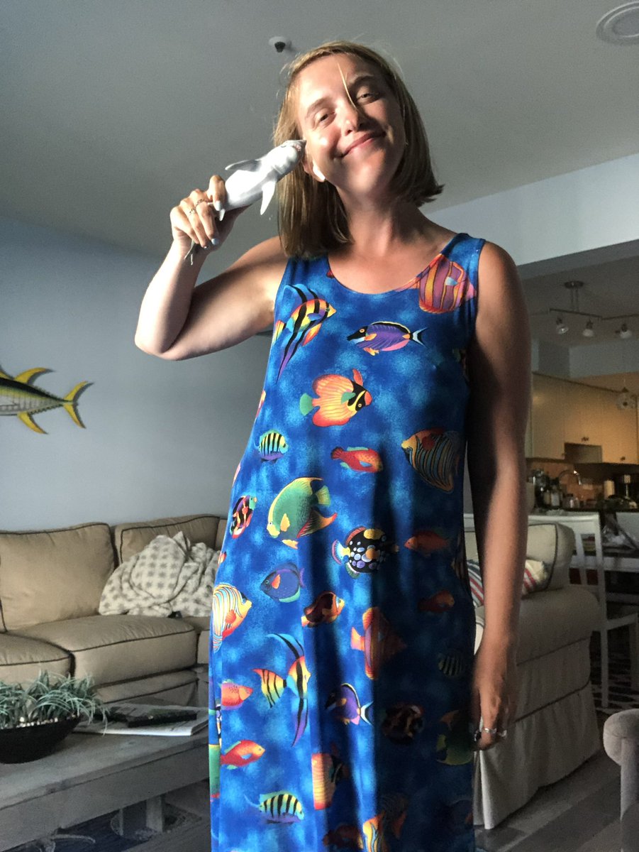kimbermoose's tweet photo. It’s only kinda the same, but this used to be my mom’s https://t.co/aBCozhtdAs