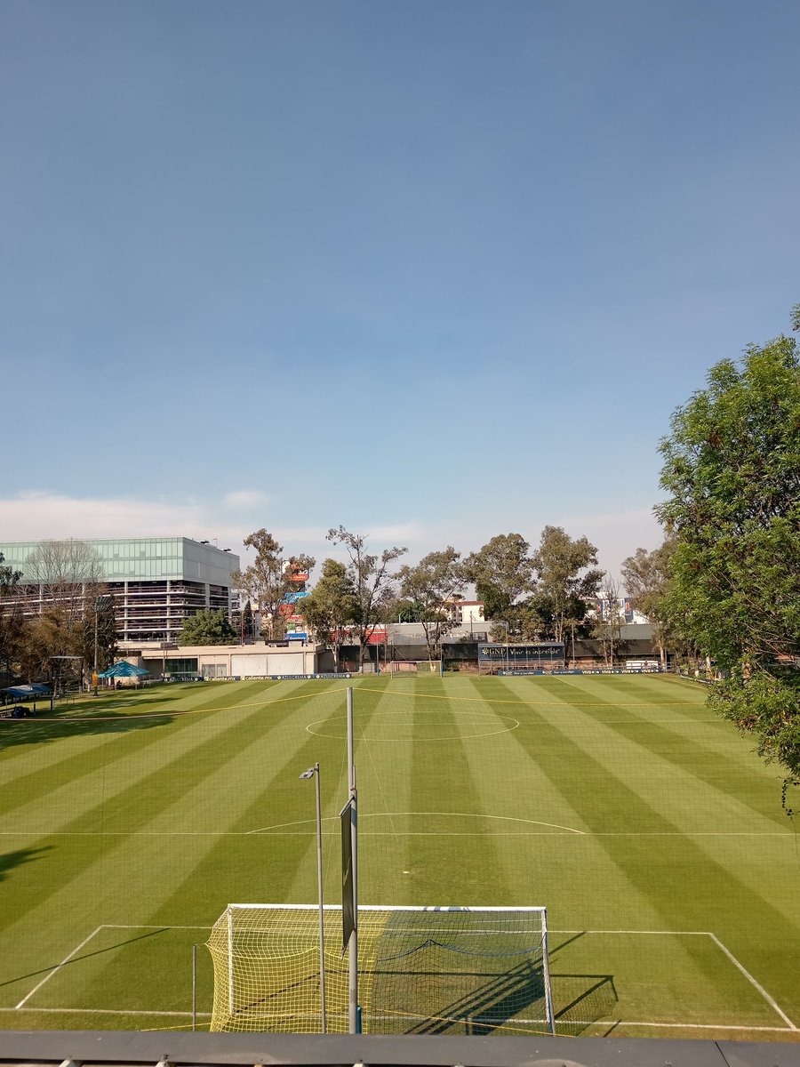 Coapa , donde se tejen ilusiones y se ganan campeonatos
Vamos América !
🦅⚽🍻
