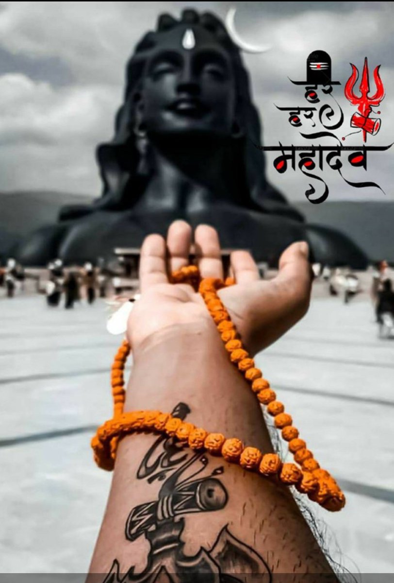h4ngo's tweet photo. *हम सभी के आराध्य देव संपूर्ण जगत के स्वामी त्रिलोक नाथ , देवो के देव महादेव के महापर्व *महाशिवरात्रि* *की आप सभी को हार्दिक बधाई एवं शुभकामनाएं*।   🔱🙏🚩 
Namrata "Om Namo Shivay"

#महाशिवरात्री #महादेव #महाकाल #महाशिवरात्रि2024 https://t.co/xbex2VaGzx