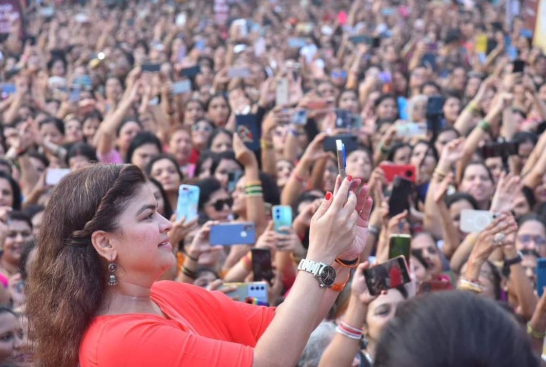 A Woman who is a symbol of
GOD's Shakti, Love, Compassion, Dignity, Strength & so on...
The list of her qualities is endless-
Smt @poonam_mahajan ji (former president of BJYM) !!
So hats off to all women of the world!
~ Happy Women’s Day ~
#SheInspiresMe
#WomensDay…