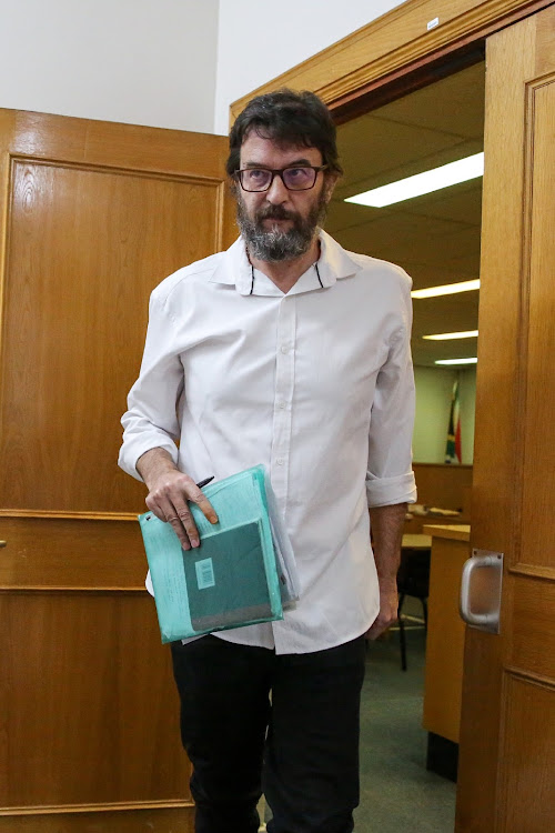 Am_Blujay's tweet photo. Chartered accountant Jonathan Blow, who pleaded guilty to stealing more than R50m from two SuperSpar stores, was sentenced to 22 years in jail by the Ggeberha specialised commercial crimes court on Thursday. https://t.co/GCYtIfkxUm