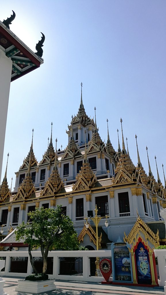 wissawach's tweet photo. การชนะตนเอง หาใช่ชนะกาย แต่ให้ชนะใจ ใจมีหน้าที่ดำรงกาย กายมีหน้าที่ดำรงชีวิต ชีวิตเป็นที่อยู่ของกา���กับใจ มีกายแต่ไม่มีใจ หรือมีใจแต่ไม่มีกาย ไม่ได้ ต้องอาศัยกันและกัน แล้วก็ไม่เที่ยง ทนอยู่สภาพเดิมไม่ได้ เปลี่ยนแปลงอยู่เสมอ ไม่อยู่ในอำนาจบังคับบัญชาใดๆ
#ชนะตนเองเพื่อเข้าใจชีวิต https://t.co/ZEVlDxhpYb