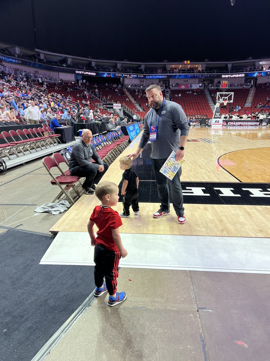 Andy Umthun tweet media