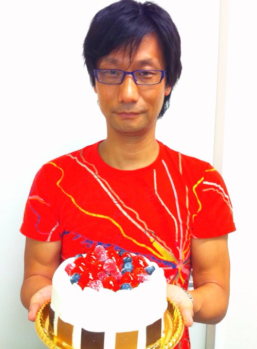 HIDEO_KOJIMA_EN's tweet image. Aug 2010.