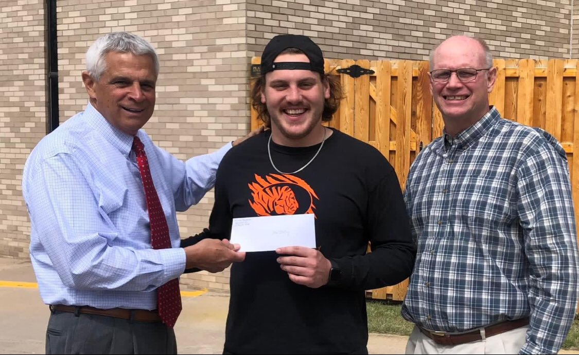 mcgfoundorg's tweet photo. We are very pleased to announce the very first recipient of the John O’Dell FCA Leadership Scholarship at East Central University, Seth Spady!  Seth was a 4-sport athlete at Hinton HS and is a redshirt sophomore defensive lineman for the Tigers majoring in Business https://t.co/nElr2uPxy8