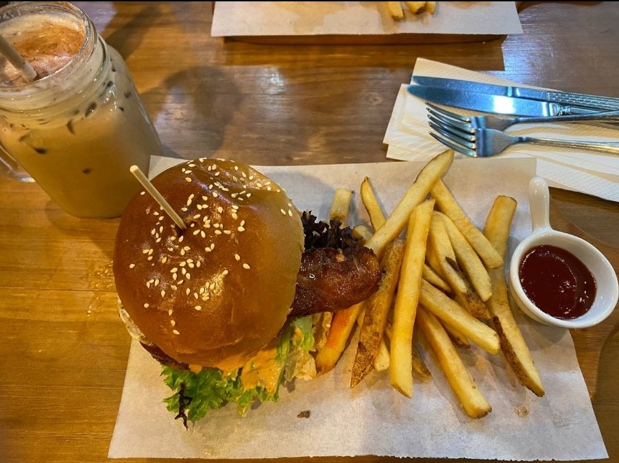 Fajoba1's tweet photo. #投稿 #食評 #結業
================
#荃灣
#轉角見 #KitchenCorner
#西餐 #漢堡
牛堡好食過雞堡
薯條退步咗
咖啡不過不失,不及奶昔好飲,但太貴
服務有進步,雖然忙但跟單緊咗細心咗
Admin補充:預計3月尾4月頭結業
網址:
Fb( 轉角‧見Kitchen Corner )
Ig( @kitchencorner.cafe )
1/2 https://t.co/tmnh7TBhYJ