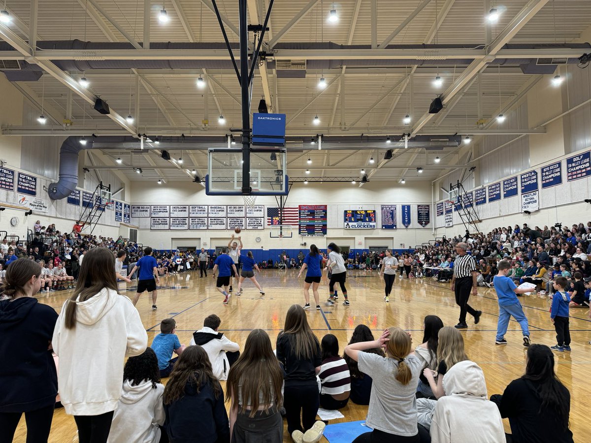 Claudia Bennett (she/her/hers) (@mindessclocker) on Twitter photo Place was packed for the Clocker Classic 2024! Thank you <a href="/AshlandPto/">Ashland PTO</a> thanks for bringing it back! <a href="/AshlandClockers/">Ashland Public Schools</a> Place was packed for the Clocker Classic 2024! Thank you <a href="/AshlandPto/">Ashland PTO</a> thanks for bringing it back! <a href="/AshlandClockers/">Ashland Public Schools</a>