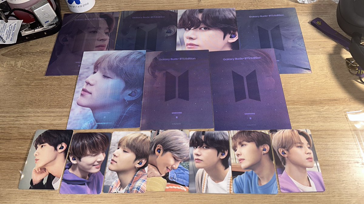#WTS #BTSXSamsung #Photocards 
Hi! I’m selling some BTSxSamsung Galaxy Buds Collab Photocards (Both sets) - If interested please let me know - I’m really hoping they can go to a good home - I am definitely open to negotiations 
#BTS2024 #BTSARMY #BTSARMYPROMISE2025 #BTSPhotocards