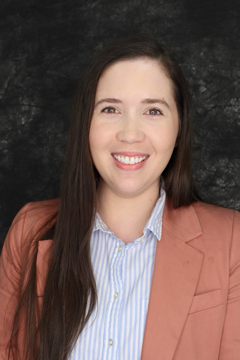 teedse's tweet photo. #RURisingStars conference today offered free professional headshots to the presenters and attendees! I am happy to have presented on how genetic background impacts mESCs’ susceptibility to hypomethylation. https://t.co/eKyrtgqkHP