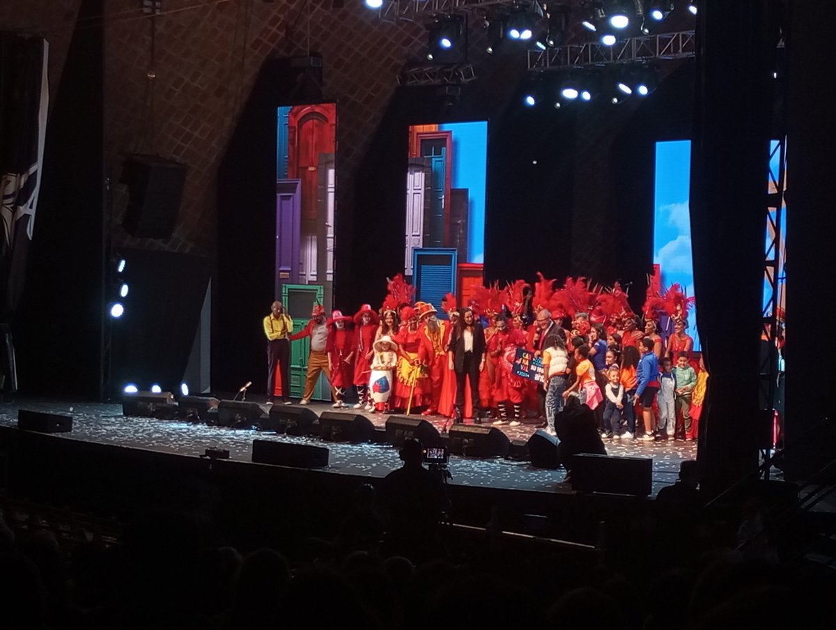 #MundoCarnaval tweet media