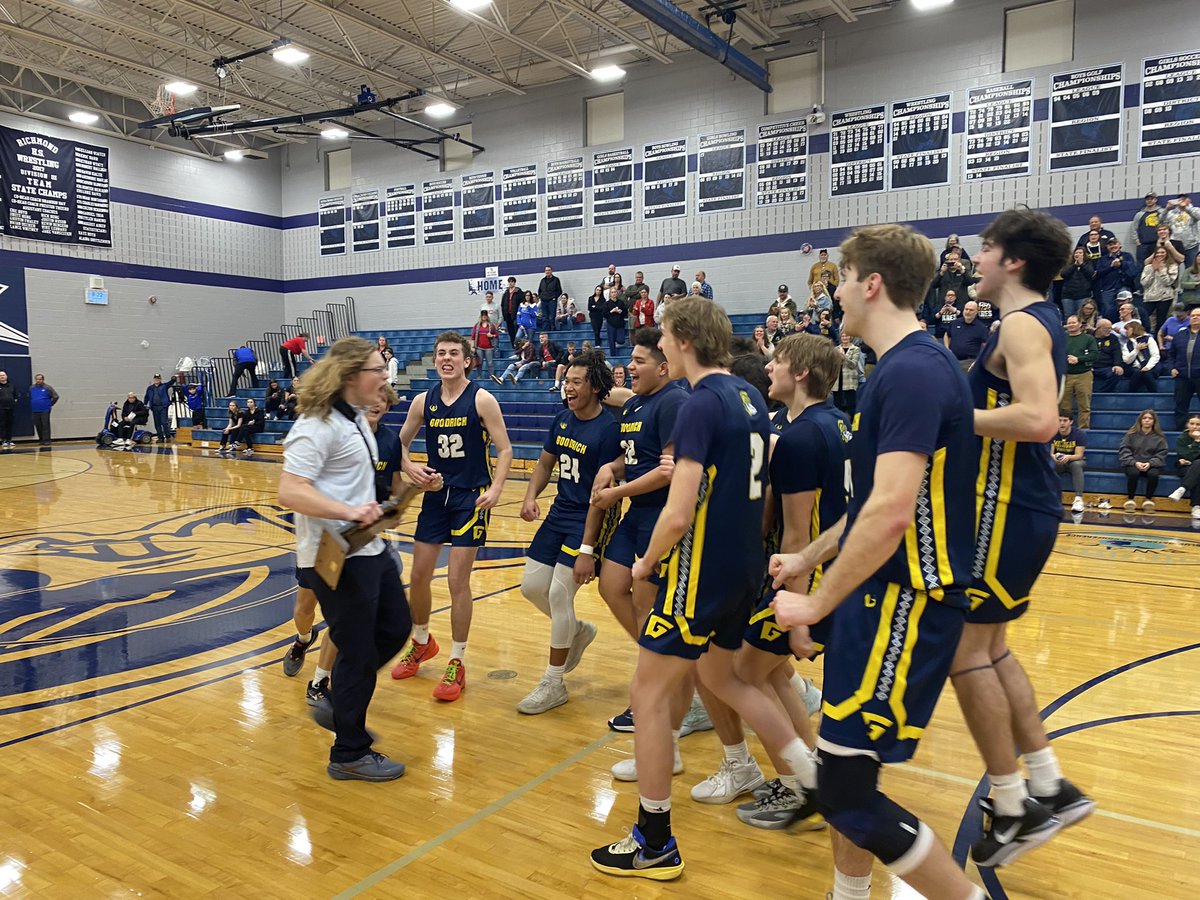 TheDZoneBBall's tweet photo. D2 Regional Final: 

#85 Goodrich (21-5) beat St Clair (16-8) 65-41
 
@StClairHoops @ADGoodrich @GoodrichBasket1 https://t.co/UbG3SLGP4F