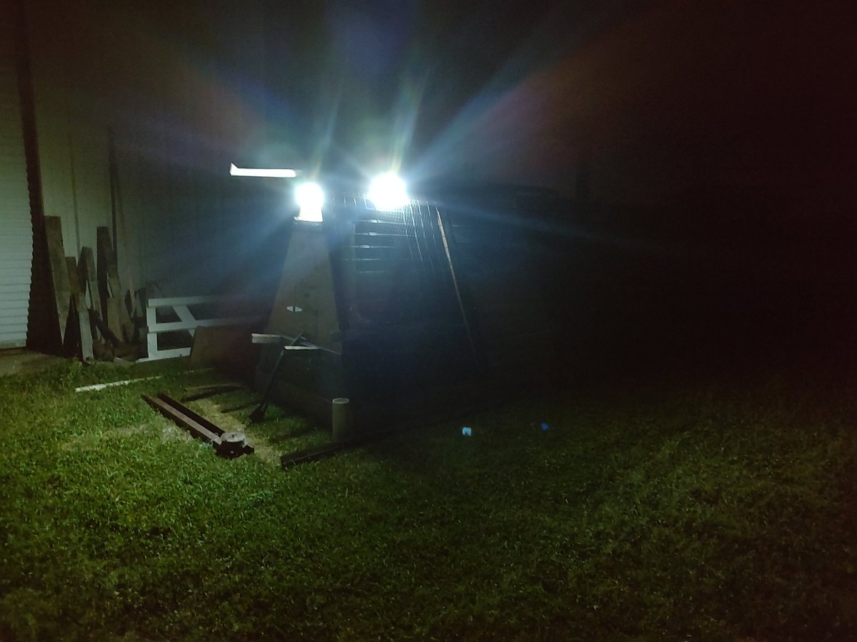 Controltowerst1's tweet photo. ππ
*Update*
Need to finish the main door, work on getting it mobile then paint/decor.
Lots more work to do. Slowly but surely.
#diy #upcycle #reclaimed #chickencoop #chickentractor https://t.co/RjU0Gtpwb1