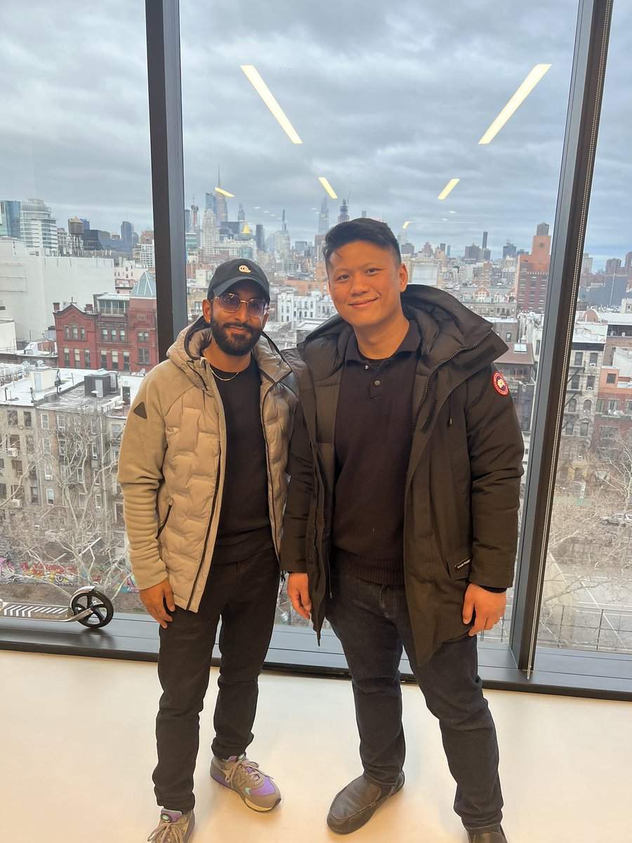 Klohcrypto's tweet image. 🐉 + 🐶💎 + 👀⚡️

@solana #solanaNYC