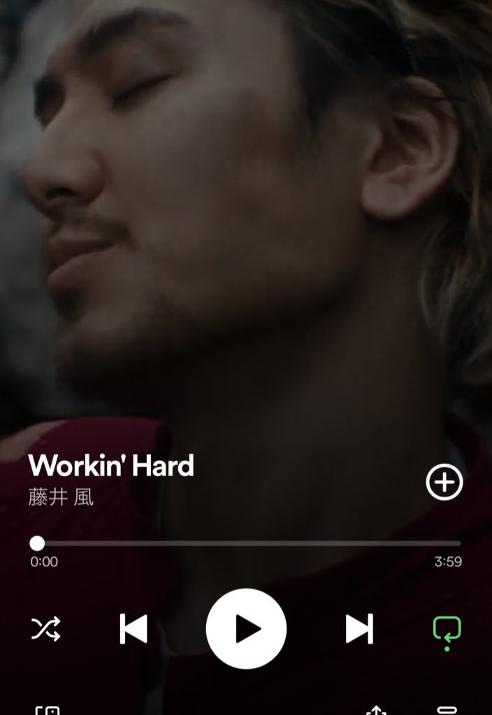 _BAKAGAKI_'s tweet photo. 藤井風のファンはこの曲のプロデューサーがとんでもない人間であることを知らない。全部プロデューサー同じひと。 https://t.co/la5cx1H28u
