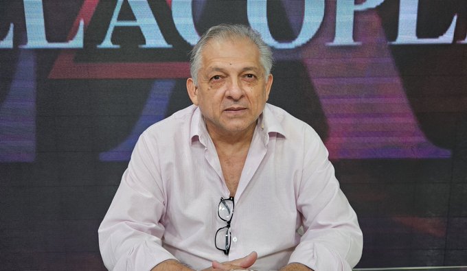 GIHIfdeXQAADGSe?format=jpg&name=small